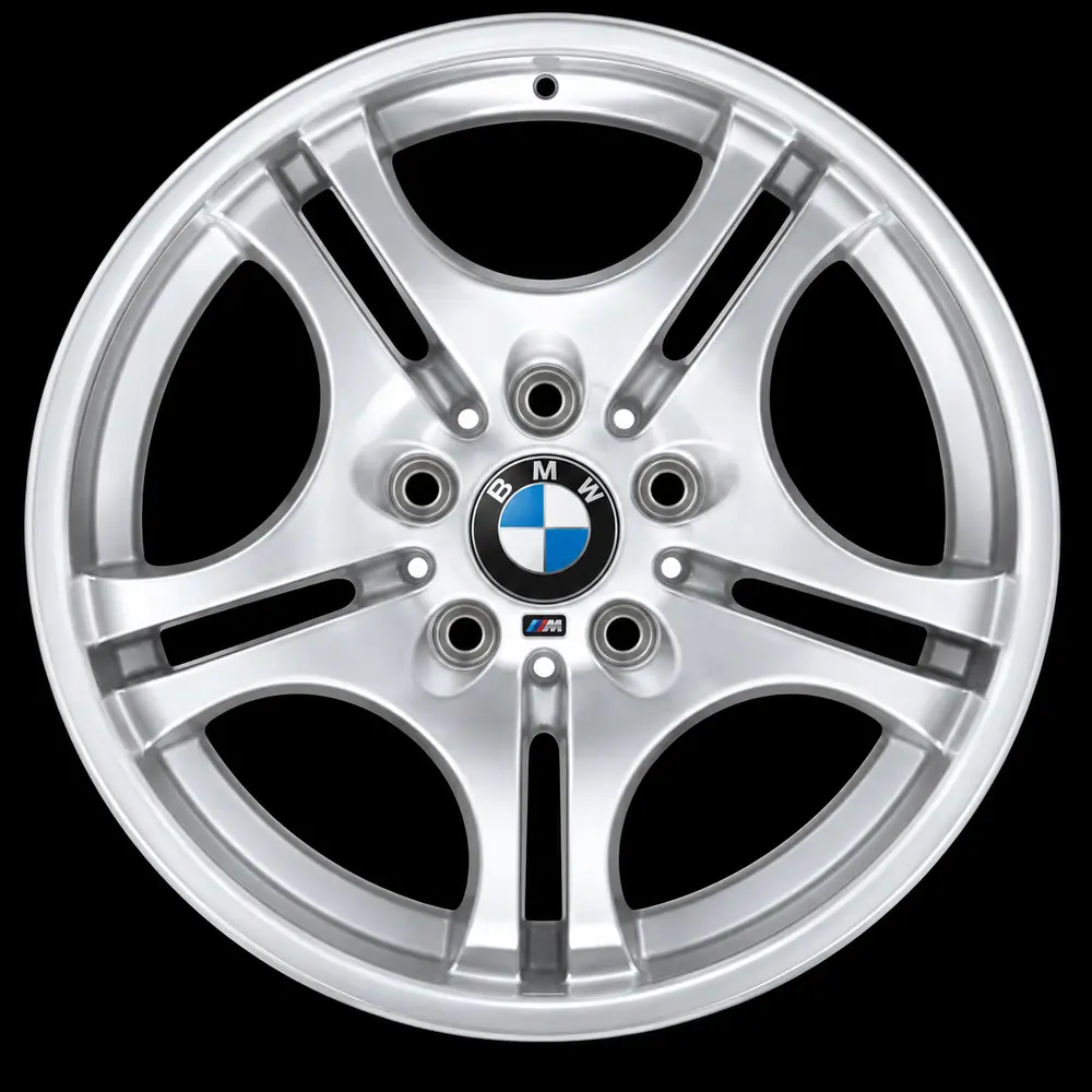 BMW-Felge Style 68M: fünf Paare schmaler Doppelspeichen, frontal gesehen